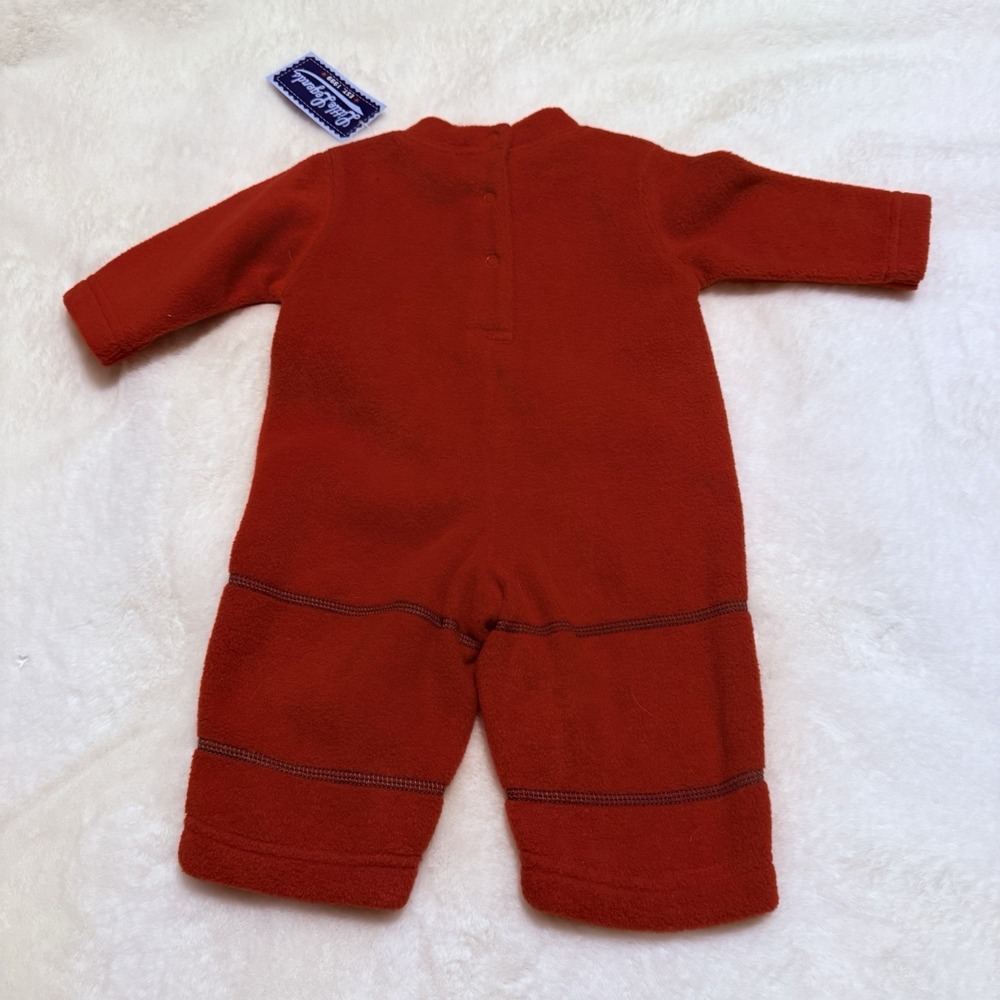 Little Legend Vintage Snap Romper Red Fleece Velour Appliqued Dog Sledge 3-6m - Picture 2 of 5